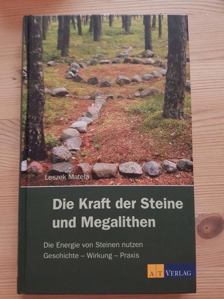 Die Kraft der Steine und Megalithen in Auetal