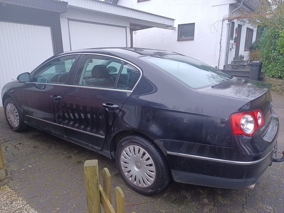 VW Passat Limousine in Ostenfeld (Husum)