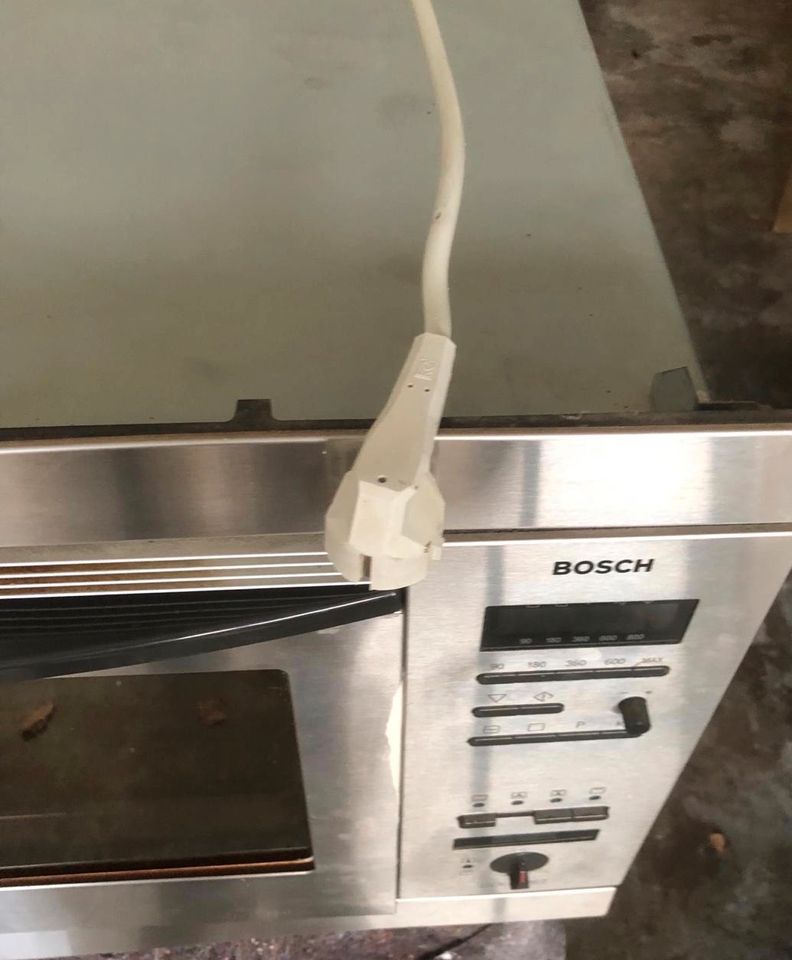 Bosch Gourmet - 2 in 1 Backofen / Mikrowelle in Bosau