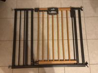 Geuther Treppenschutzgitter Easylock Wood Plus inkl. Verlängerung Hessen - Lorsch Vorschau