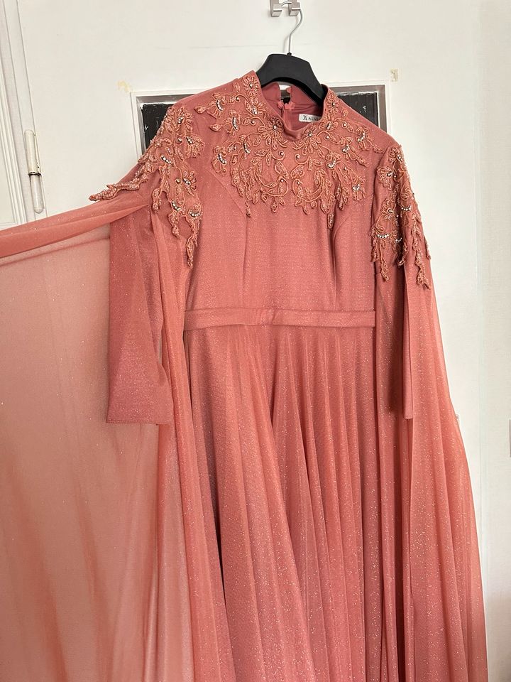 Schönes Abendkleid Abiye Abaya in Mainz