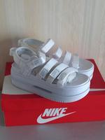 W Nike Icon Classic Sandalen Gr.42 Nordrhein-Westfalen - Kerpen Vorschau
