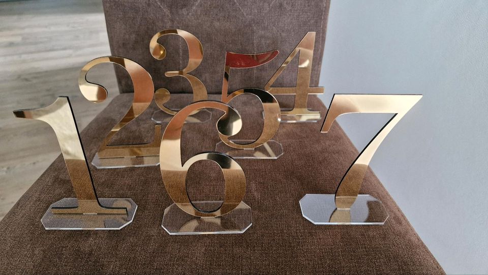 7x Tischnummern 12,7cm Acryl Gold Mirror verspiegelt HOCHZEIT in Schwarzenbruck