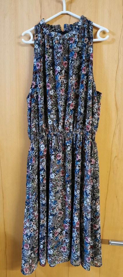 Sommerkleid, Minikleid H&M Gr. 38 in Uder