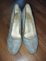 Keilabsatz Schuhe Gr. 39 Sachsen - Weißenborn Erzgebirge Vorschau