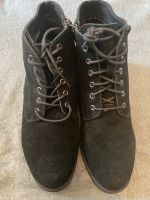 Stiefeletten schwarz aus Leder Wildleder, Gr. 39 neu Leipzig - Sellerhausen-Stünz Vorschau