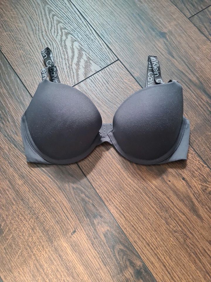 Calvin Klein BH 75 C in Verden