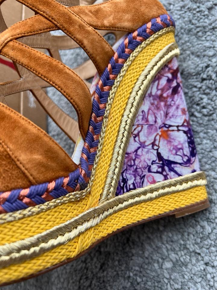 Christian Louboutin Tosca Keil Plateau Sandalen 38 neu in Hamburg