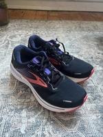 Brooks Adrenaline GTS 42 Laufschuhe Hamburg-Nord - Hamburg Winterhude Vorschau