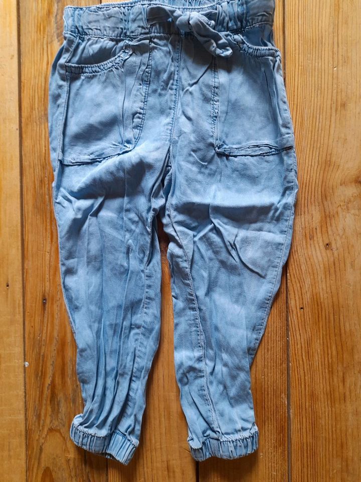 Denim Jogger 92 Mädchen Kleinkinder TOP Sommer in Kiel