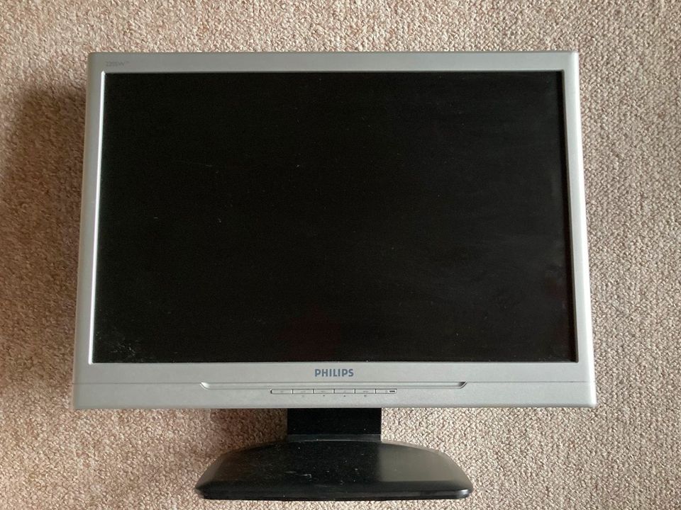 Verkaufe Komplett-PC (Fujitsu Siemens) inkl. LCD-Monitor in Hannover