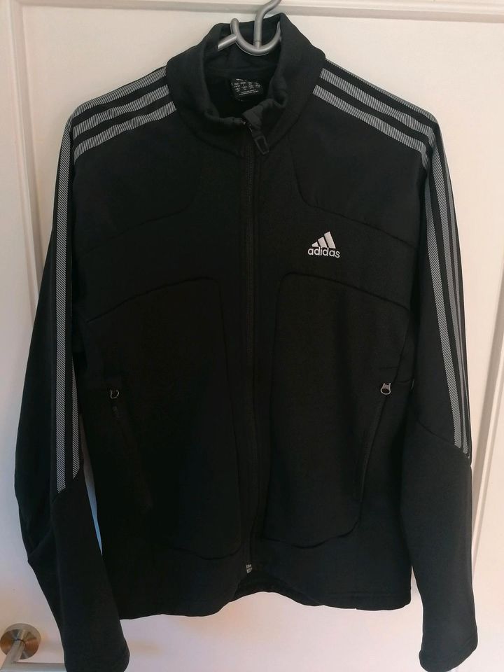 Leichte Adidas Fleecejacke Funktionsjacke Herren M in Rheinbreitbach