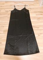 Verkaufe hier eine superschöne Maxikleid von Vila  Gr.38 Schleswig-Holstein - Kiel Vorschau