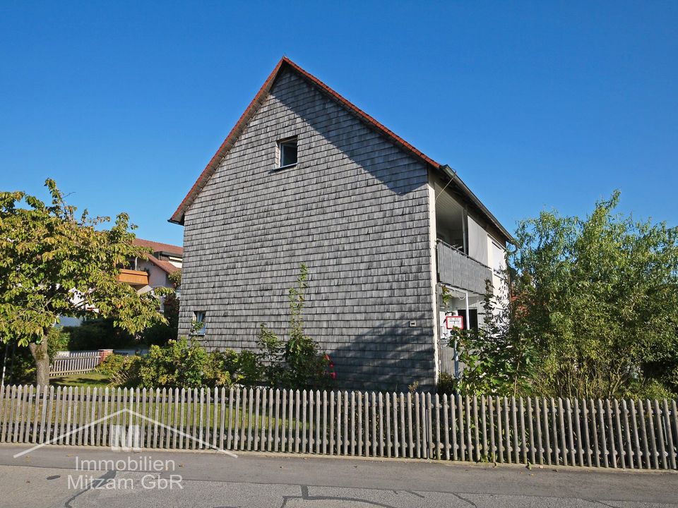 Schmuckes Zweifamilienhaus mit Garage in bevorzugter Lage von Beilngries (Ref. 0001490) in Beilngries