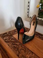 Schwarze Lack Stiletto Pumps spitz Niedersachsen - Lüneburg Vorschau