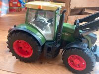 Bruder Traktor Fendt 936 Vario mit Frontlader Ostern Brandenburg - Potsdam Vorschau