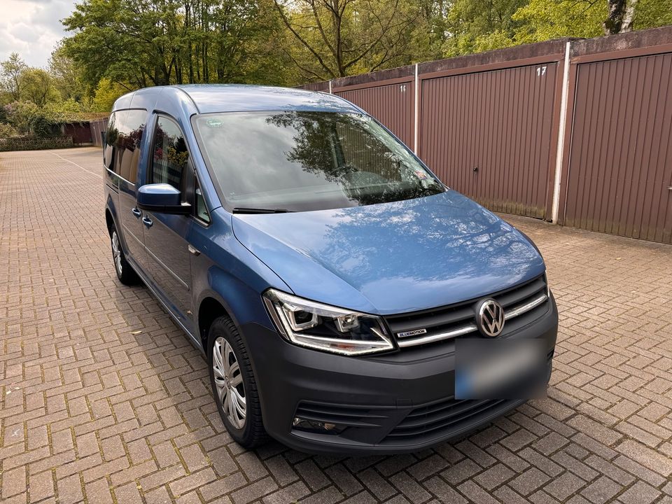 VW Caddy Maxi TGI Xenon,Climatronic,Navi,SHZ,GRA in Bottrop