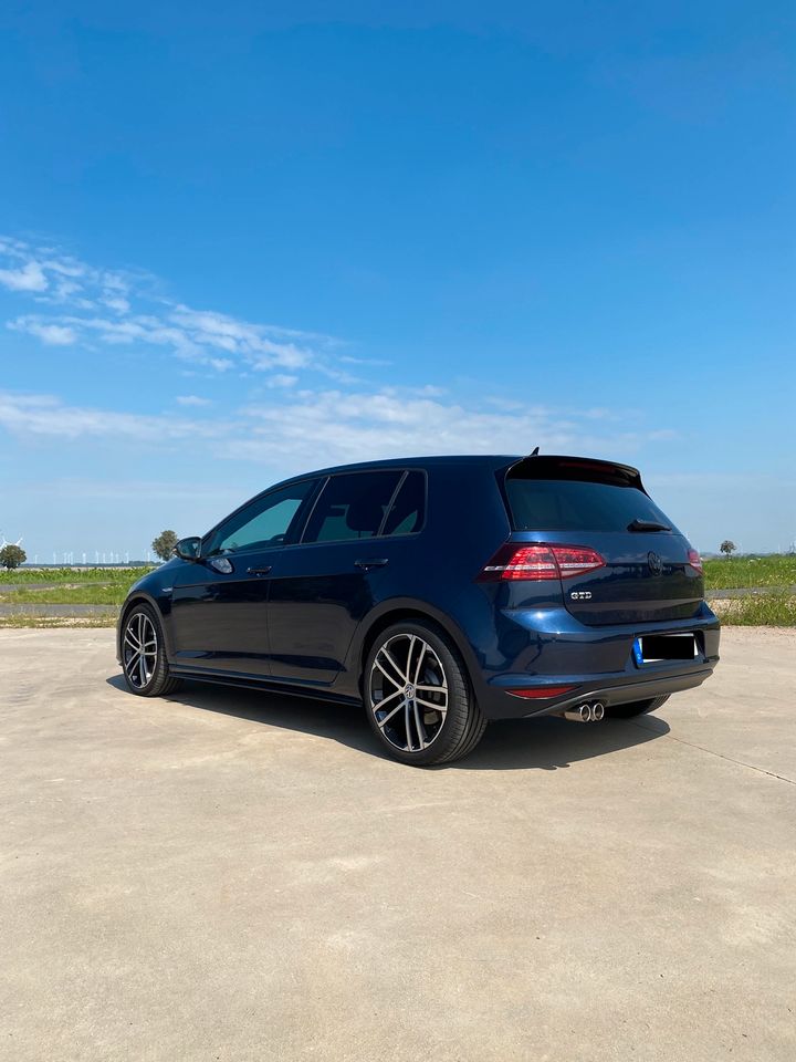 VW Golf 7 GTD/ TÜV neu / Sport+Sound / RFK / Dynaudio in Elsdorf