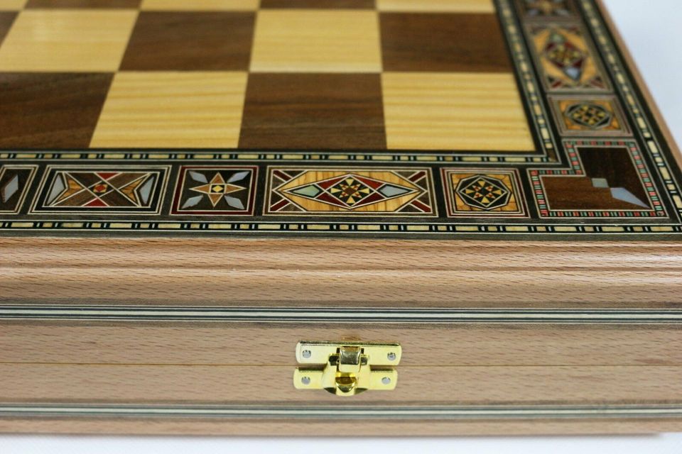 50 cm Holz Backgammon/Schachspiel Brett inkl.HolzSteine&Figuren in Hamburg