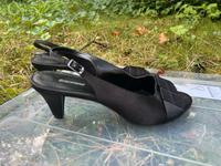 GRACELAND Sandalen mit Absatz Highheels 39 schwarz Satin Schleife Bayern - Würzburg Vorschau