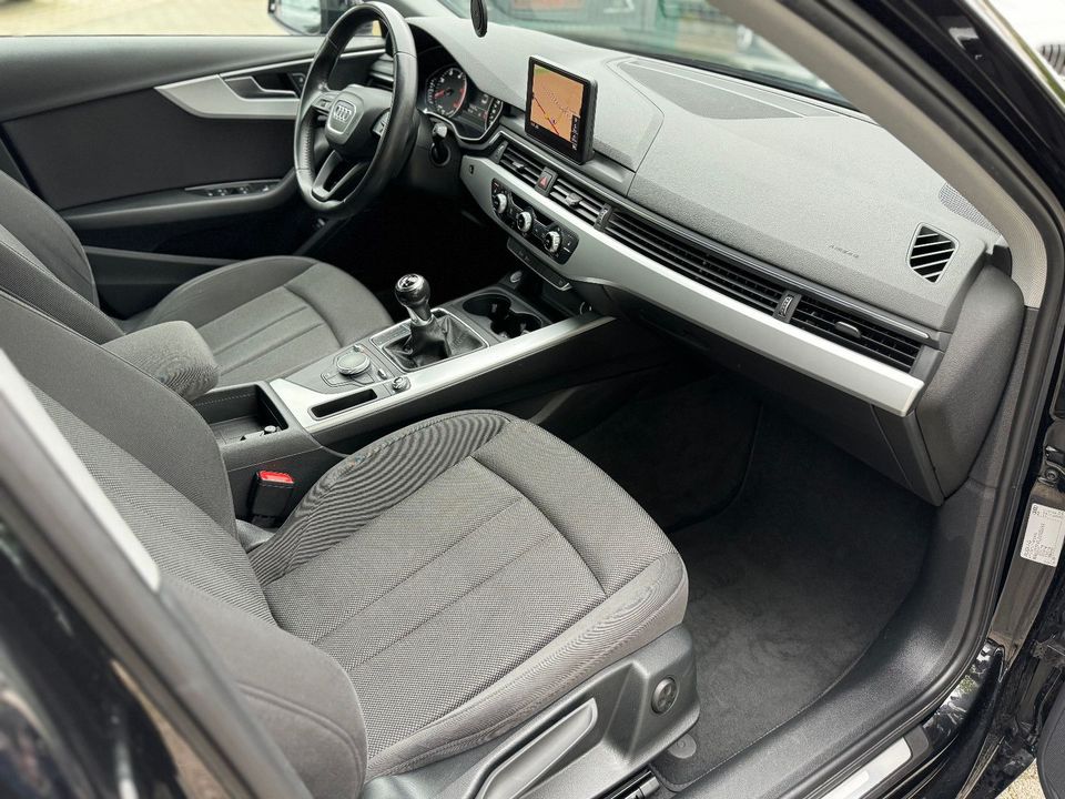 Audi A4 Lim. 2.0 TDI /Navi/Xenon in München