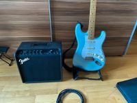 Fender Vintera ’50s Strat MN SBL, Fender Mustang LT25 Combo Niedersachsen - Schwarmstedt Vorschau