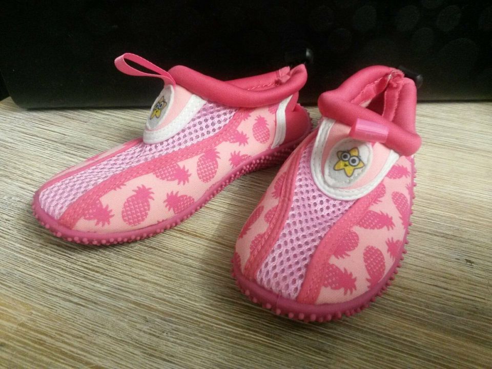 LUPILU Badeschuhe, Schwimmschuhe Gr. 26 Mädchen in Hamburg