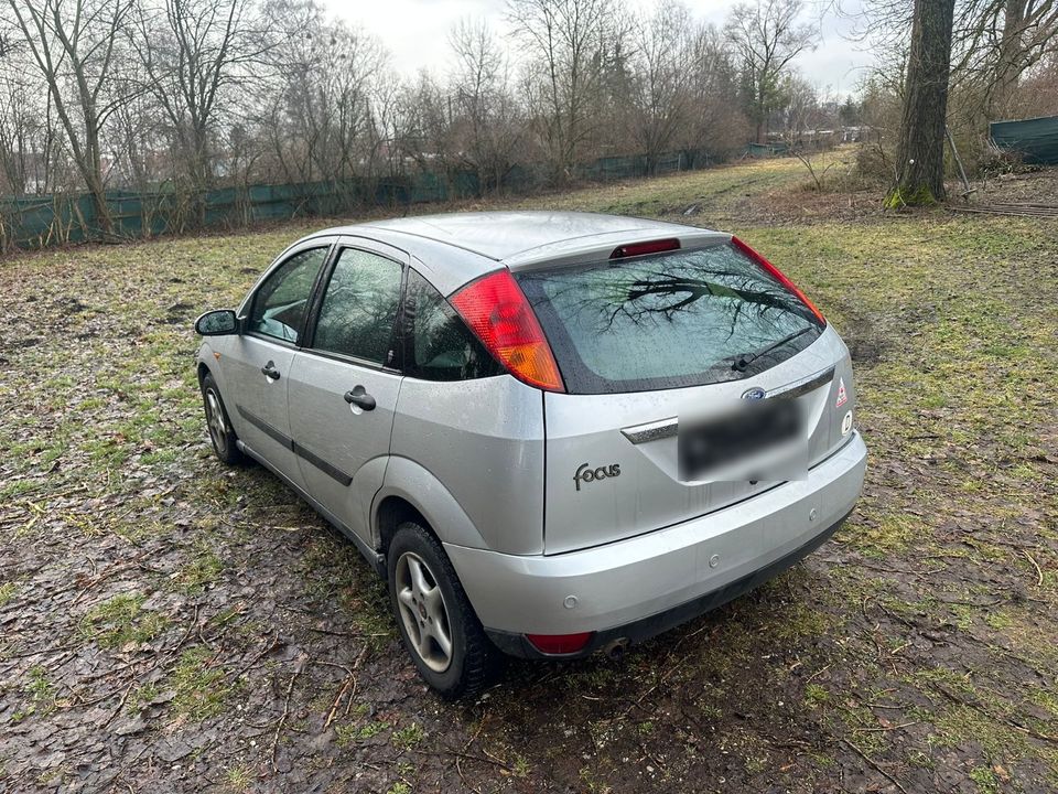 Ford Focus 1.6 Benzin mit Klima in München