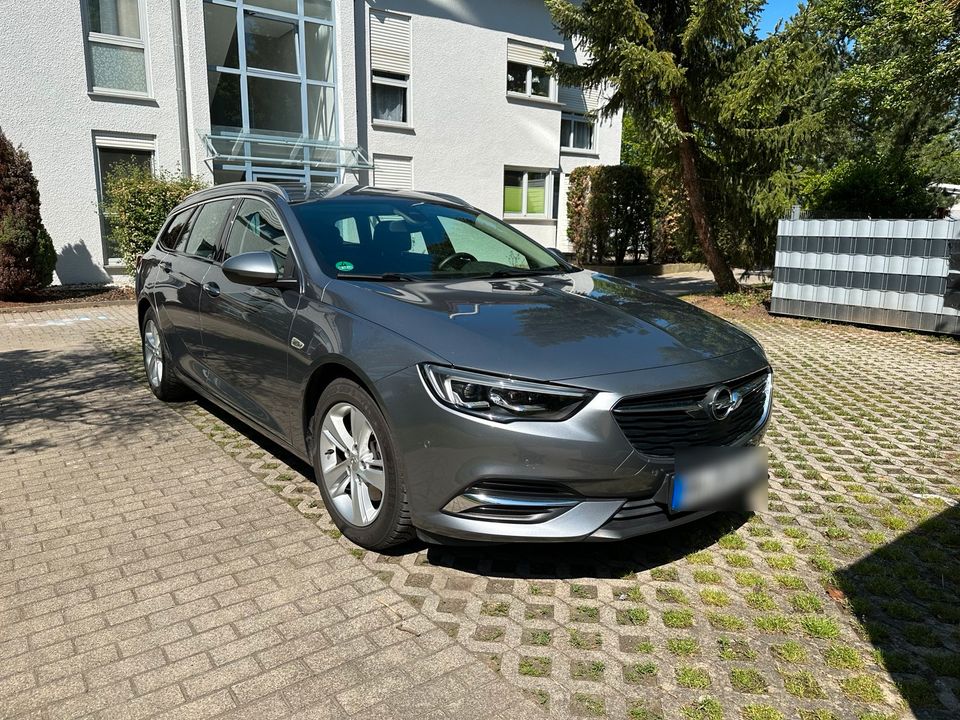 Opel Insignia Sports Tourer in Leingarten