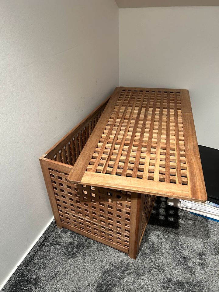 IKEA Tisch aus Holz in Willich