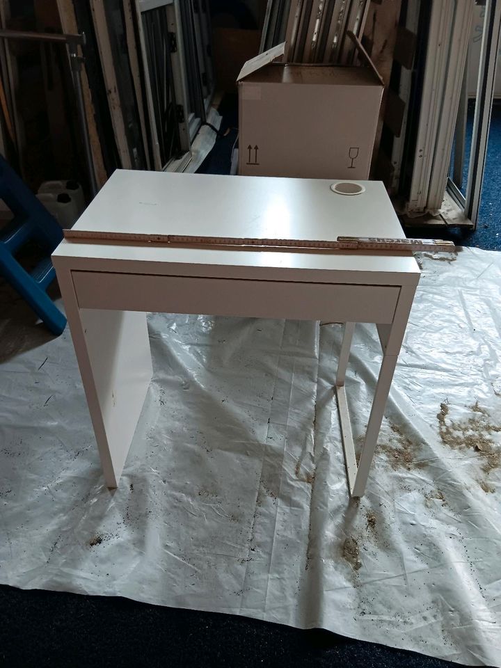 Ikea Schreibtisch in Leun