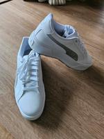Puma Sneakers Karmen Space Metallics Gr.40.5 Baden-Württemberg - Schwäbisch Gmünd Vorschau