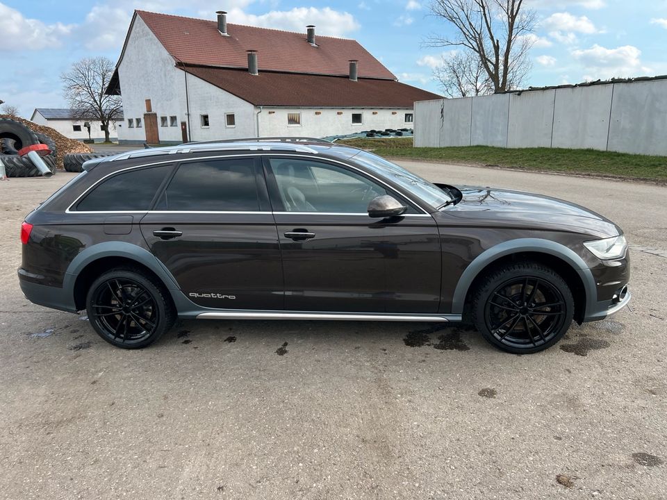 Audi a6 allroad in Inchenhofen