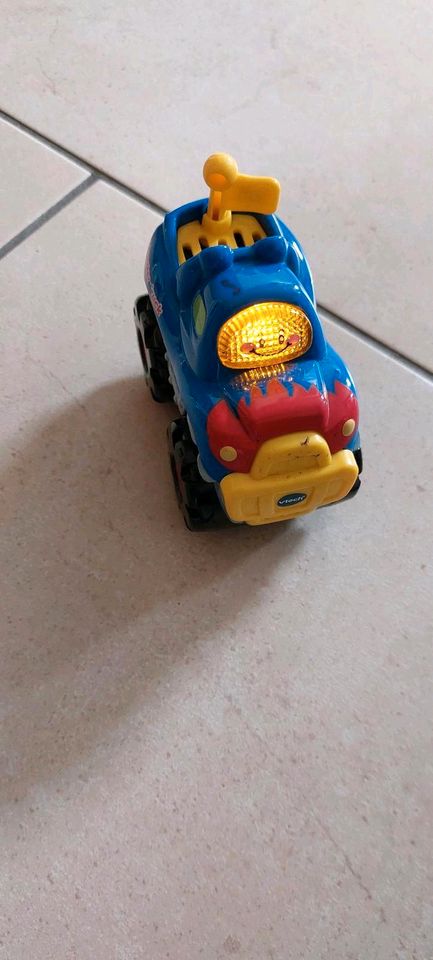 Vtech Tut Tut Babyflitzer Monstertruck + Bus kostenlos in Neubörger