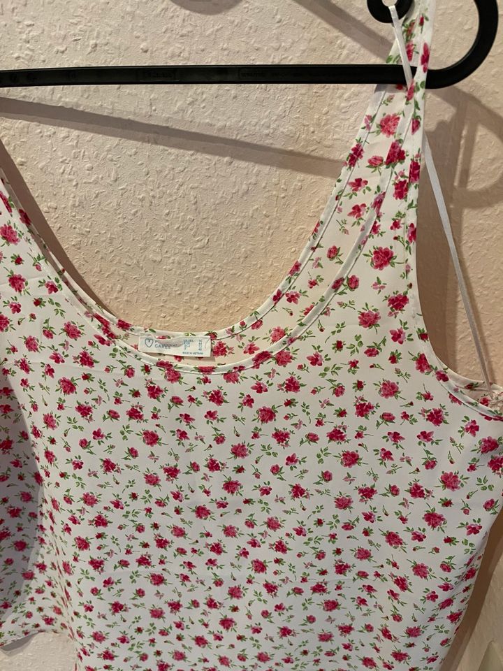 Primark Top Blümchen Sommer Gr 44 Neu in Unna