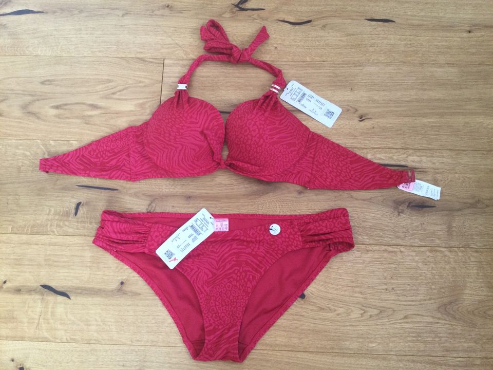 Calzedonia Bikini neu und ungetragen rot Bademode in Landshut