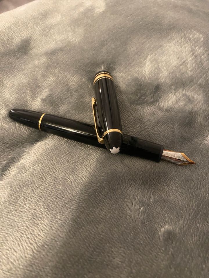 Montblanc Meister Füller Model 4810 mit 14 Karat in Karlsdorf-Neuthard