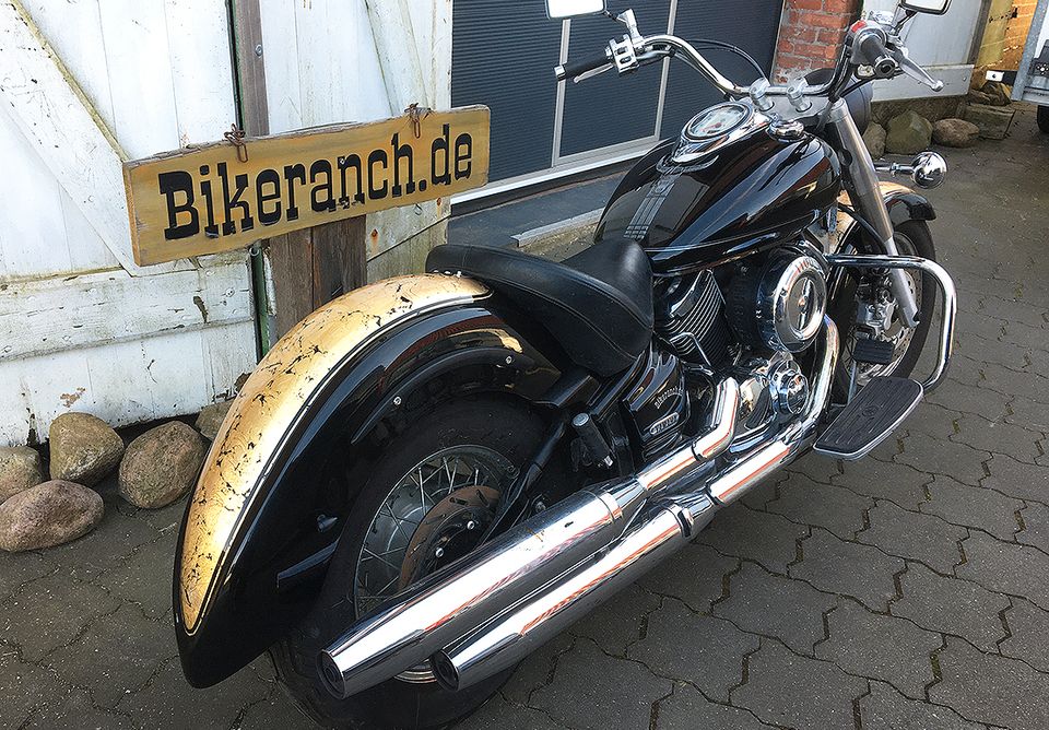 Yamaha XVS 1100 Classic* Black Beauty* Chicano* Service + Tüv neu in Süsel