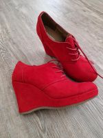 Keilabsatz Schuhe rot neu Größe 38 Bayern - Affing Vorschau