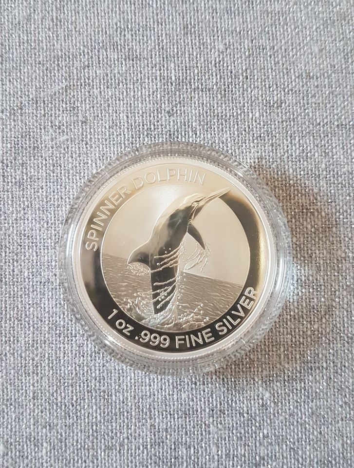 1 oz Silber Münze Australien 1 Dollar Spinner Dolphin 2020 in Arnsberg
