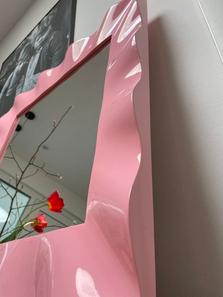 Broste Copenhagen Wavy Mirror Spiegel - pink, 100x70 cm in Horn-Bad Meinberg