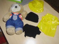 Süßer kleiner Teddy + Kleidung * NEU * siehe Foto´s, danke Sachsen - Roßwein Vorschau