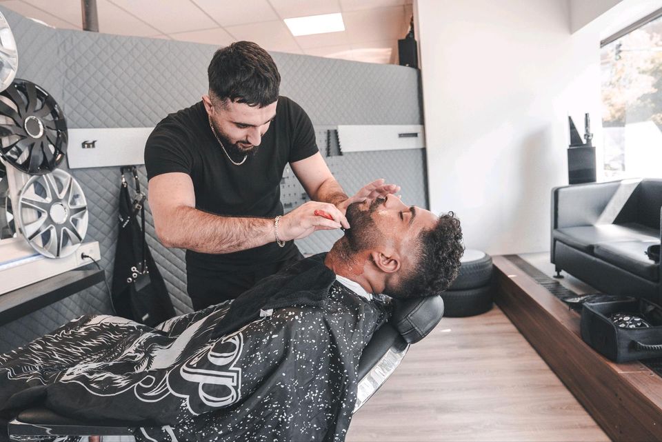 BARBER HERRENFRISEUR BARBERSHOP NÜRNBERG REICHELSDORF  KATZWANG in Nürnberg (Mittelfr)