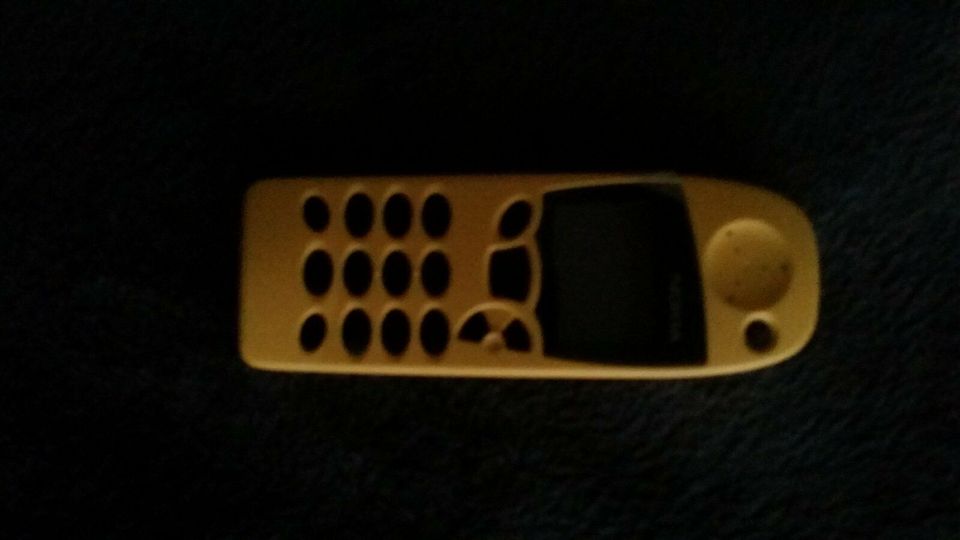 Nokia 5110 Wechselcover gelb + Original Karton in Remagen