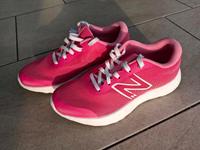 Sneaker New Balance 520 pink Nordrhein-Westfalen - Greven Vorschau