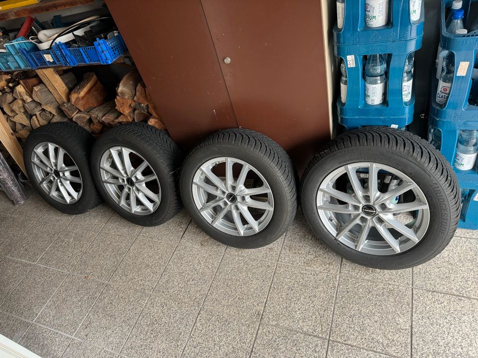 Winterreifen auf Alufelge Nissan Leaf 205/55 R16 in Mettmann