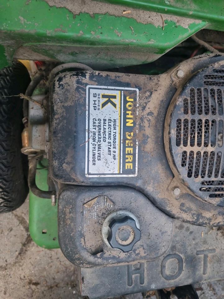 SUCHE  John Deere Rasentraktor Aufsitzmäher zum  Bastler in Hamburg