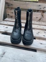 Schwarze Damenstiefel Größe 39 Deichmann Niedersachsen - Hildesheim Vorschau