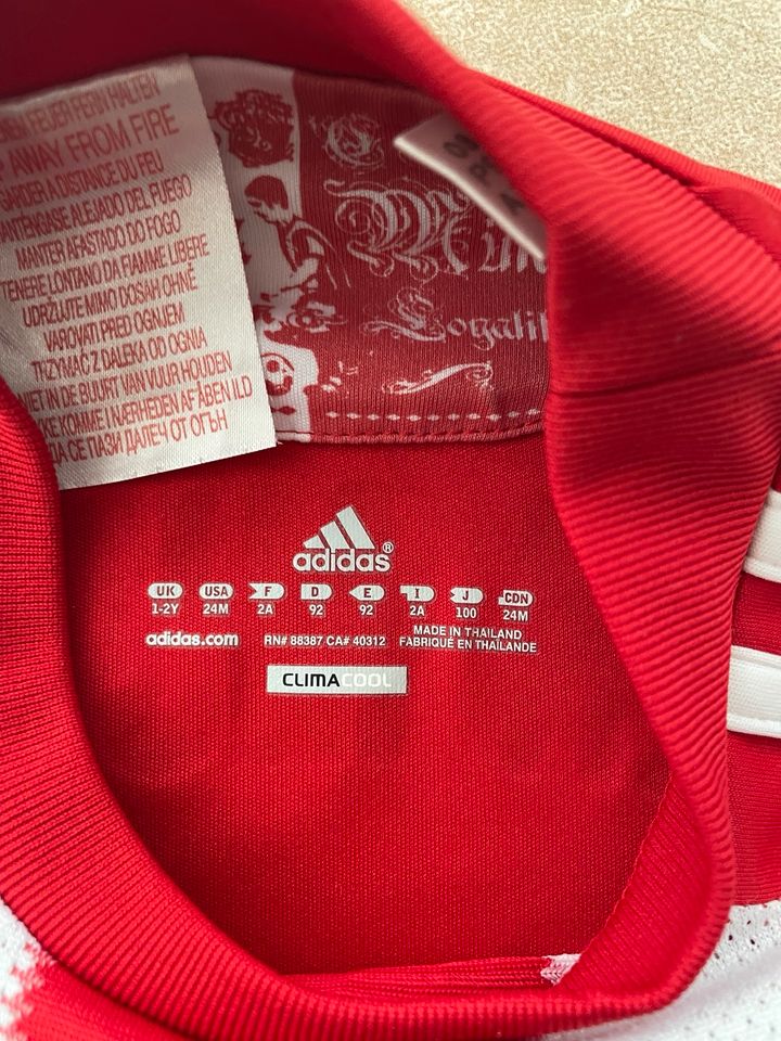 FC Bayern FCB Fußballtrikot Fussballtrikot Trikot Gr. 92 Adidas in München