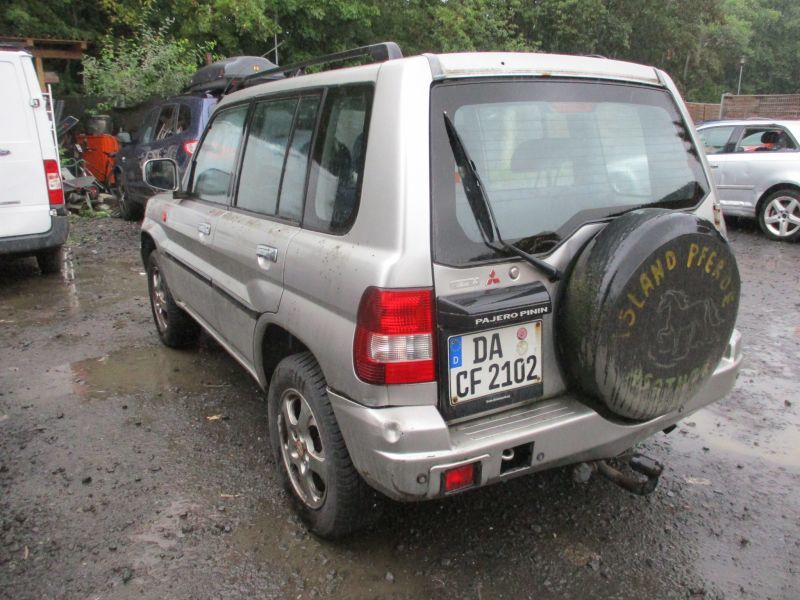 Mitsubishi Pajero Pinin (H6_W. H7_W) 1.8; Schlachtfest: Motor,Tür in Bad Nauheim